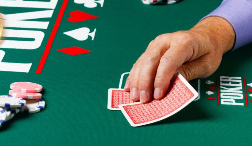 Luật lệ tham gia trò chơi Poker Sunwin bạn có thể tham khảo